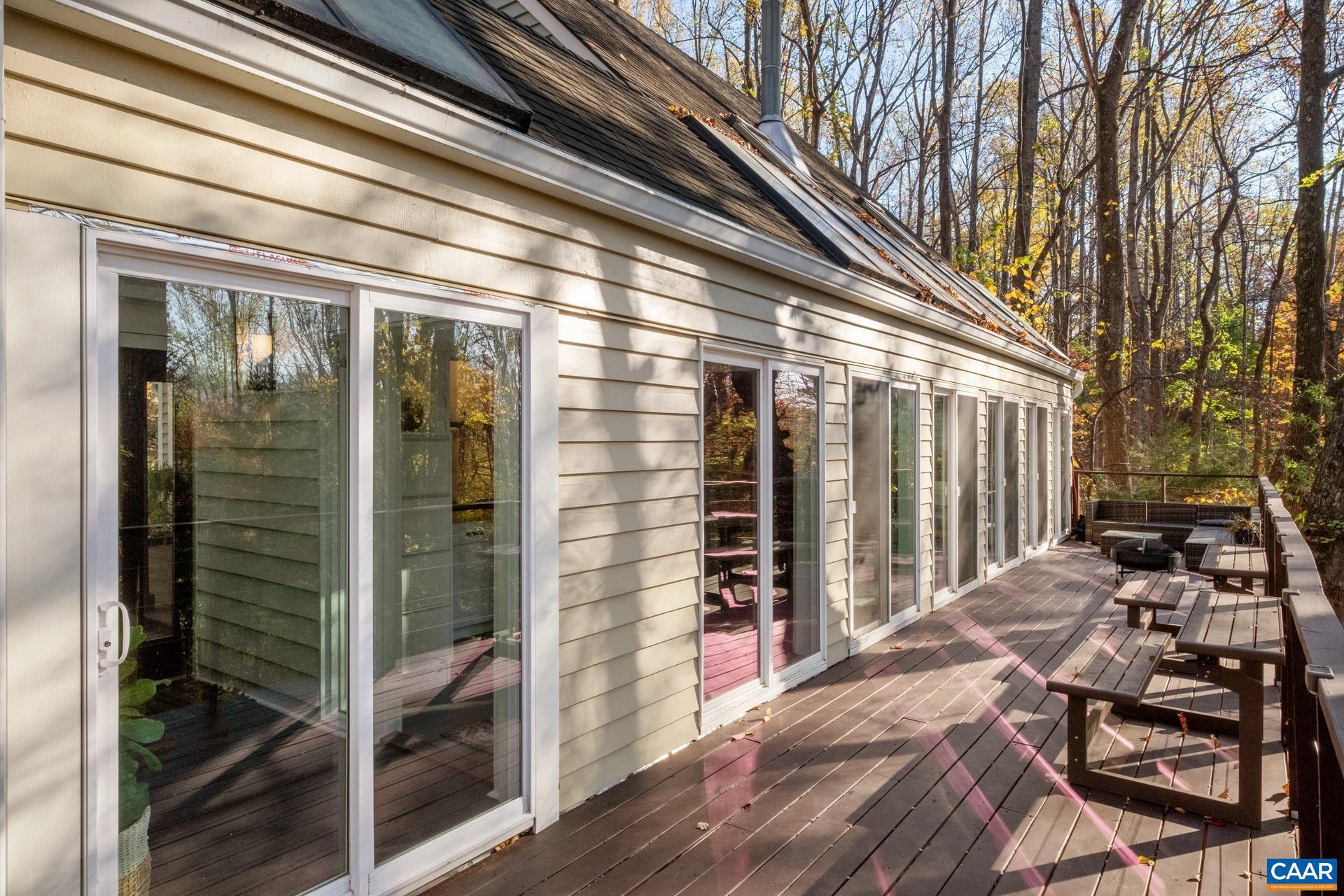 277 GREY DOVE LN