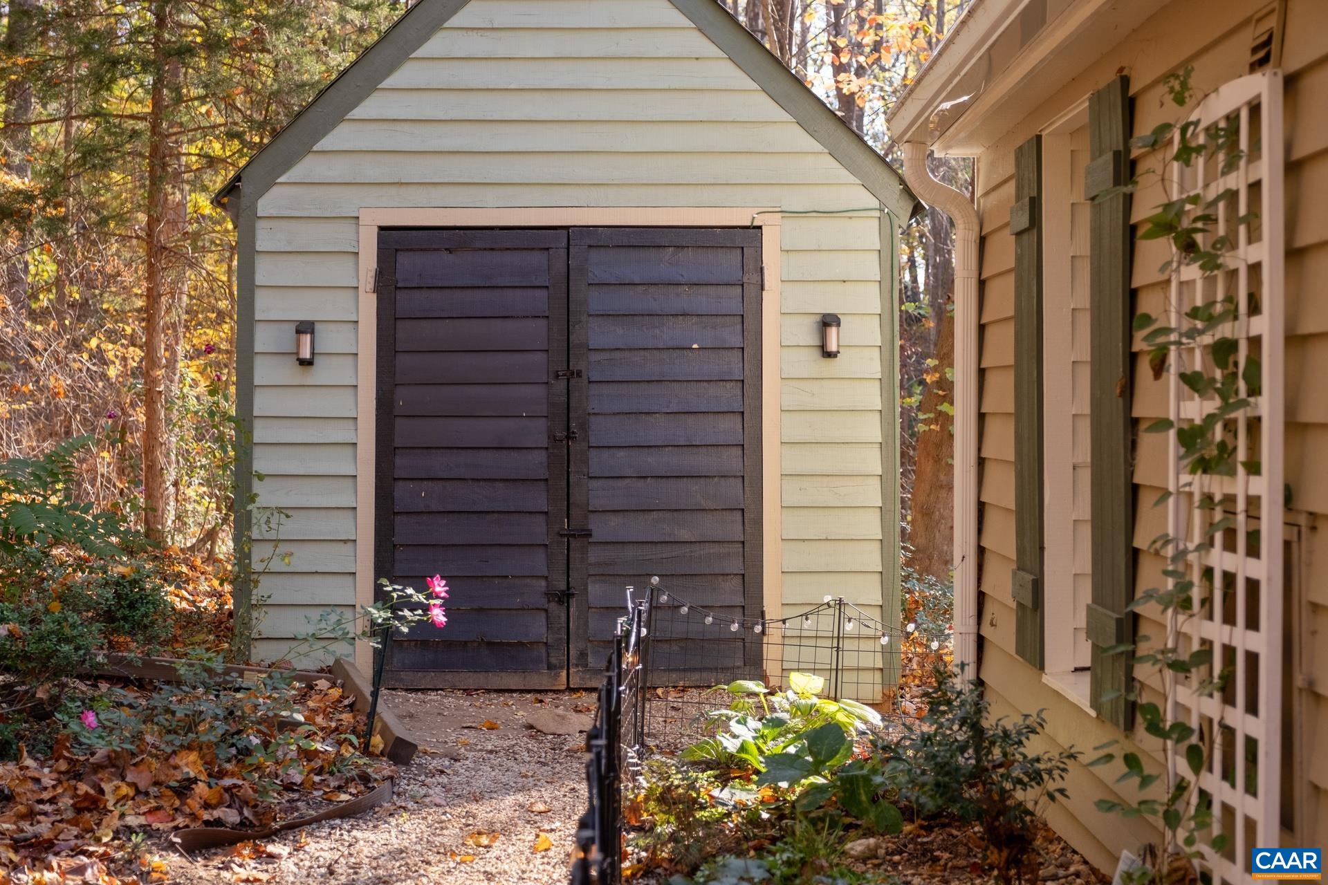 277 GREY DOVE LN