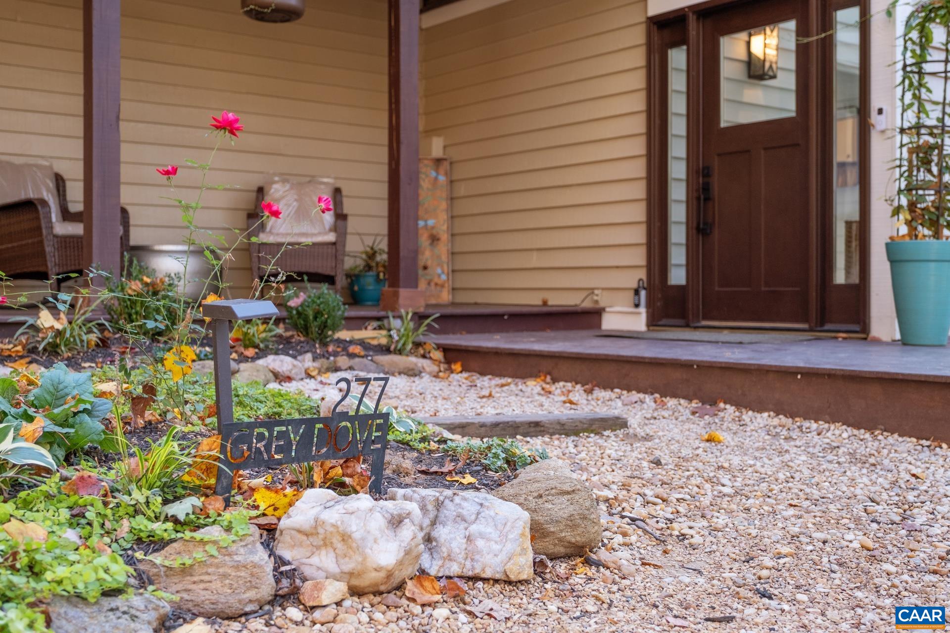 277 GREY DOVE LN