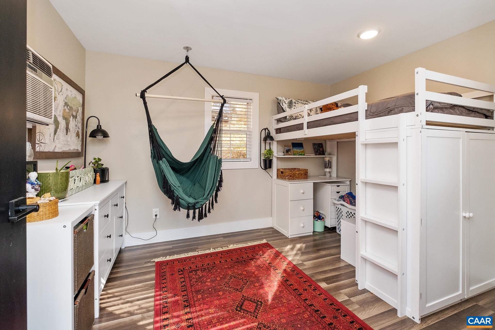 277 GREY DOVE LN