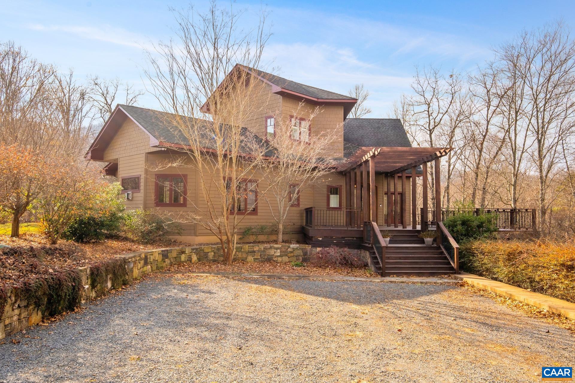 330 GRACE GLEN