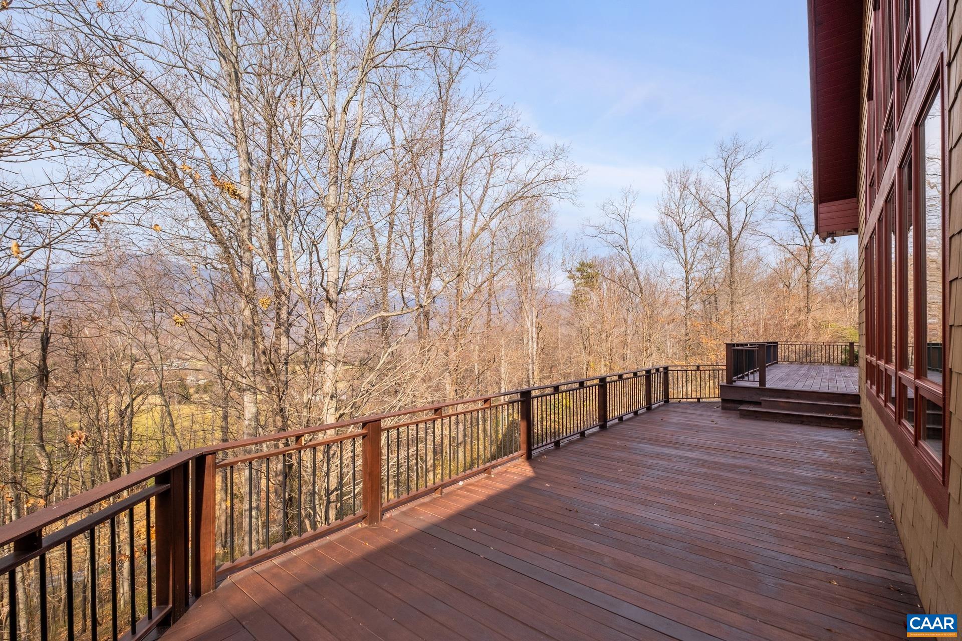 330 GRACE GLEN