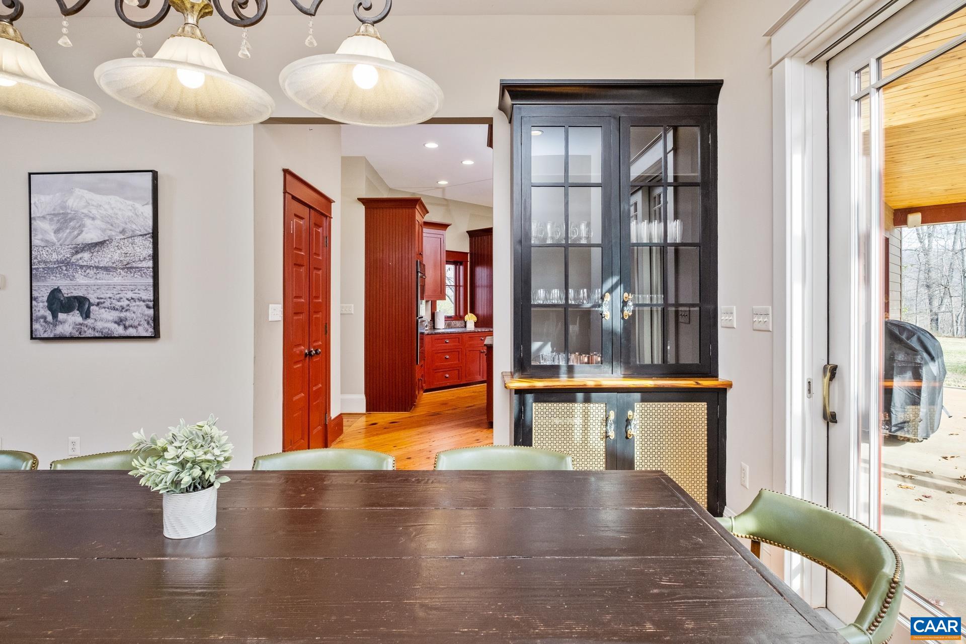 330 GRACE GLEN
