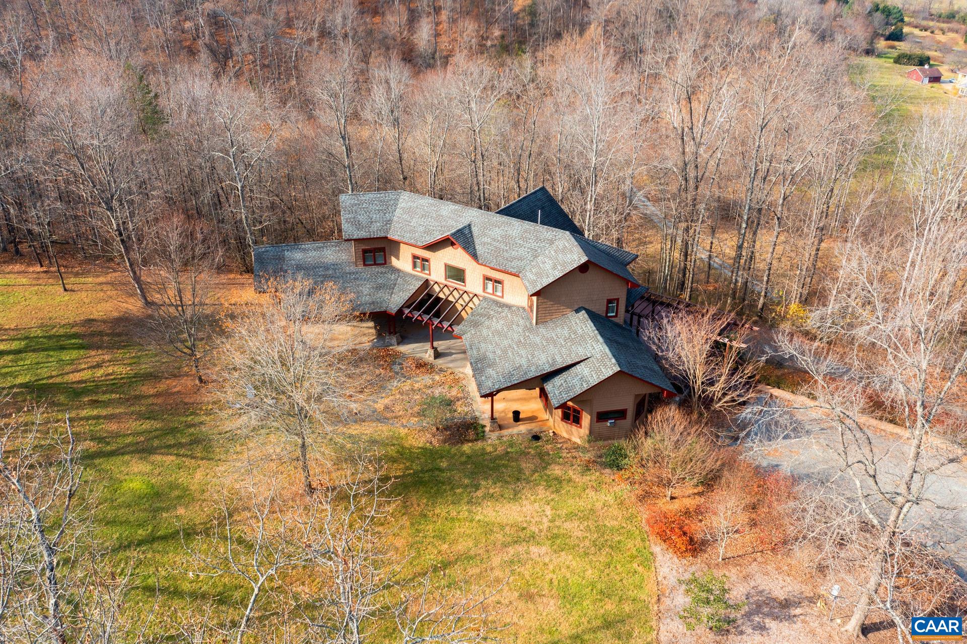 330 GRACE GLEN