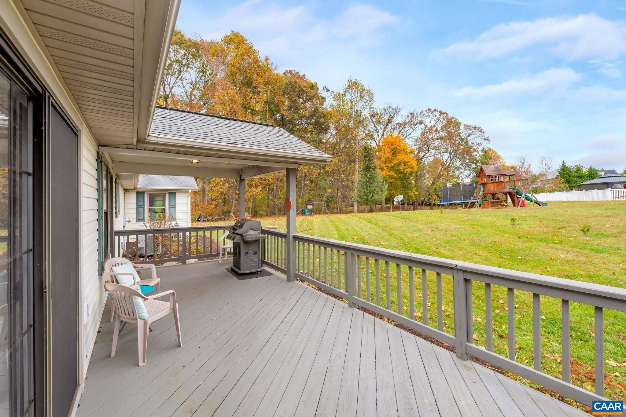 15605 CEDAR TREE CT
