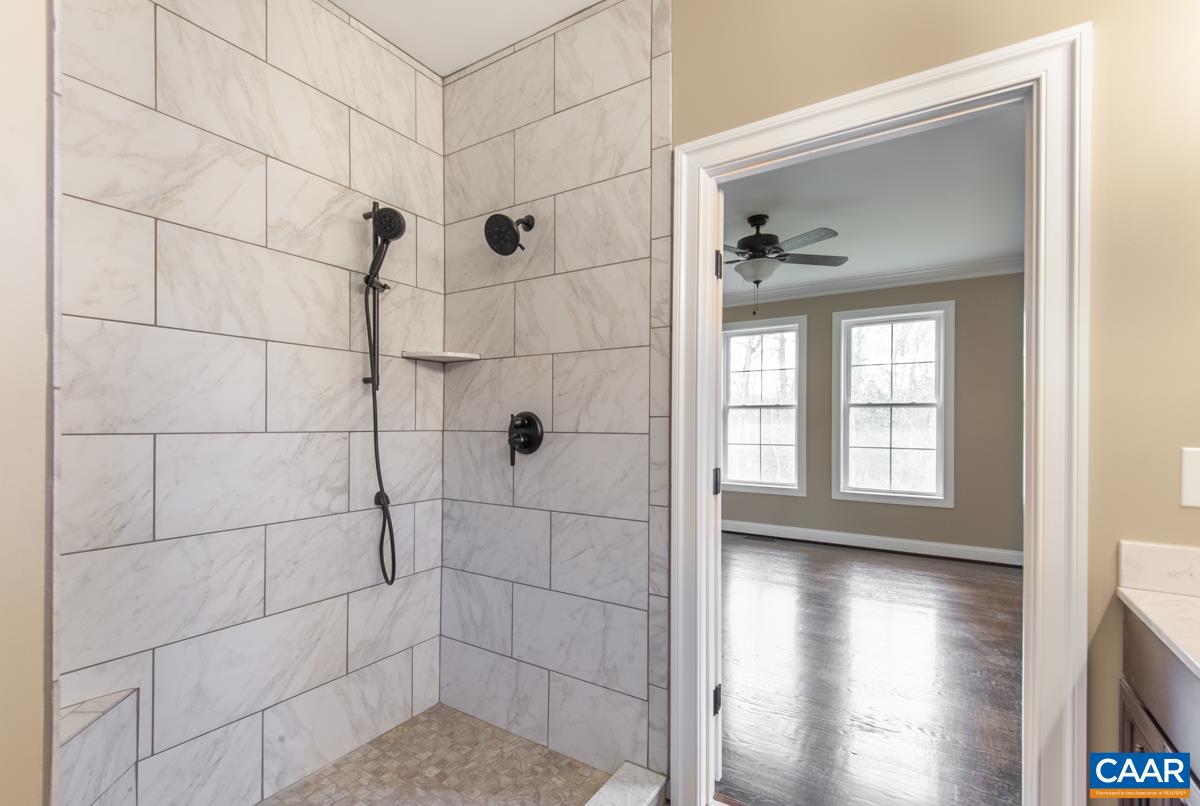 1074 STONEY CREEK WEST