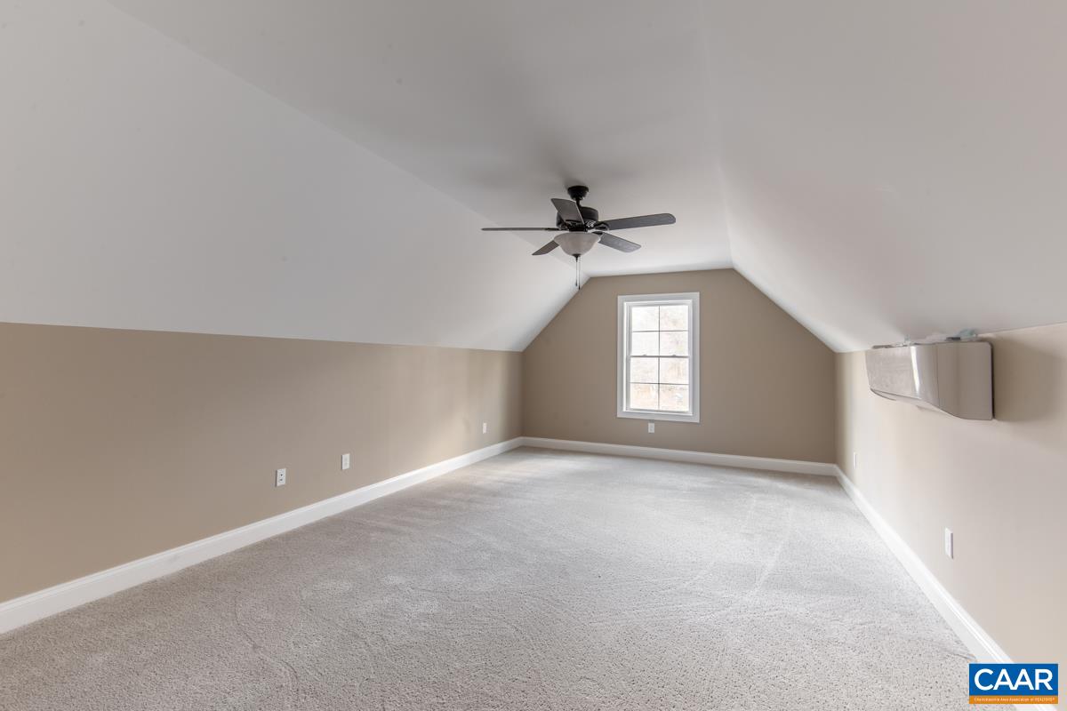 1074 STONEY CREEK WEST