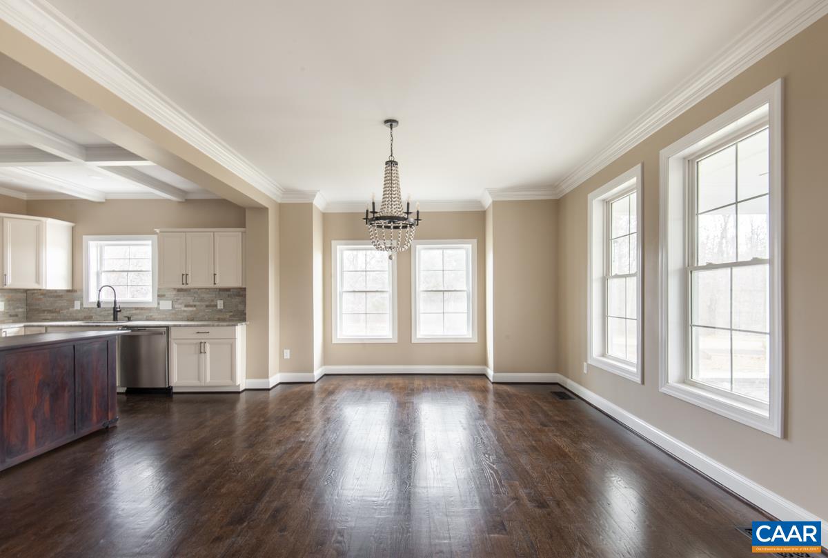 1074 STONEY CREEK WEST
