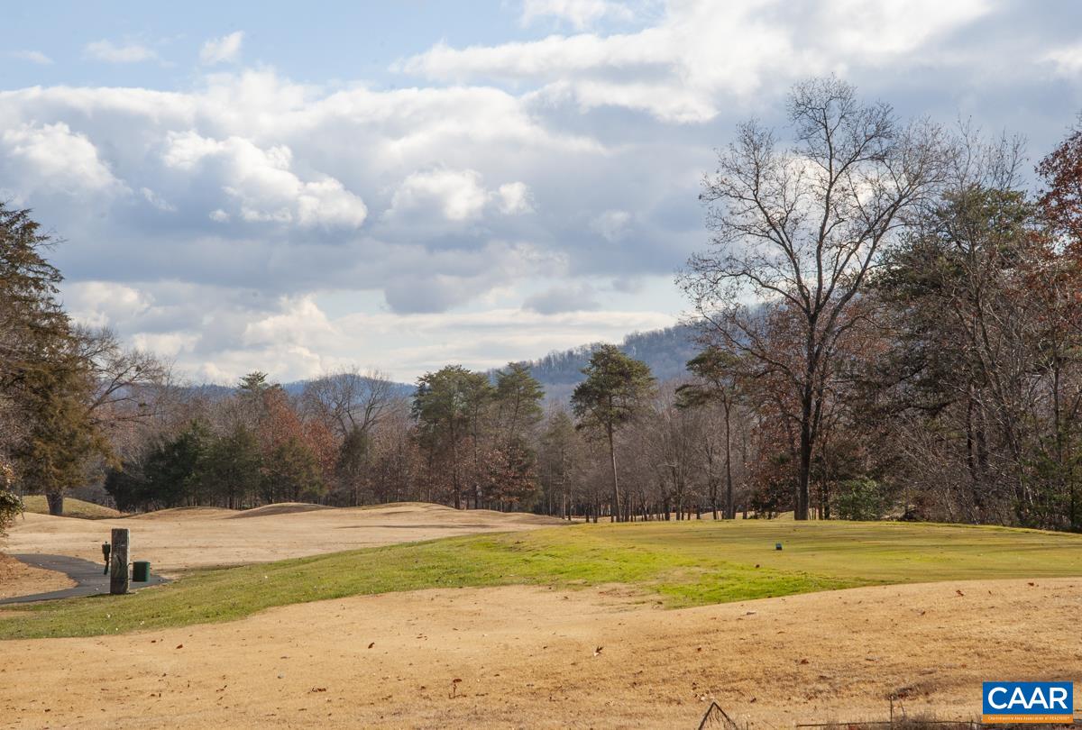 1074 STONEY CREEK WEST