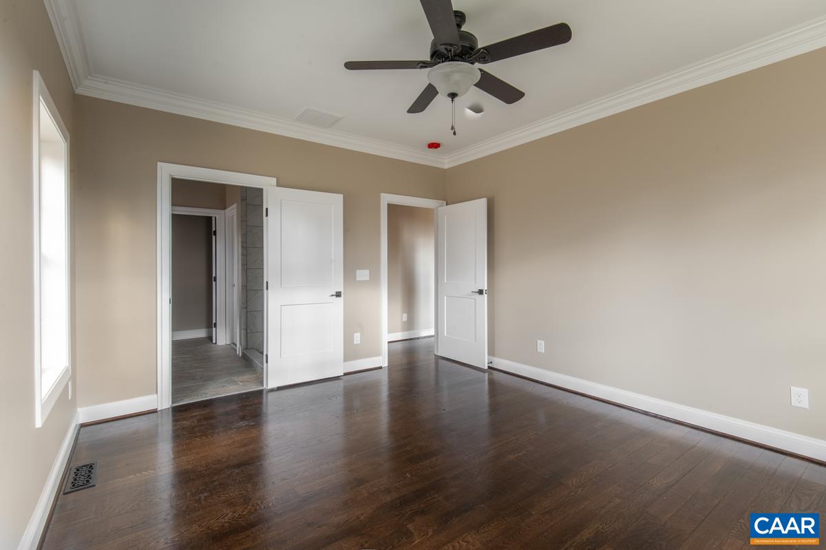 1074 STONEY CREEK WEST