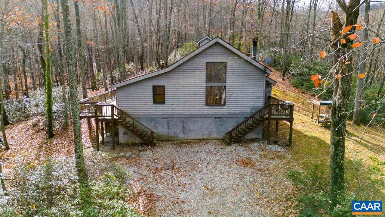 462 HORSESHOE MOUNTAIN RD