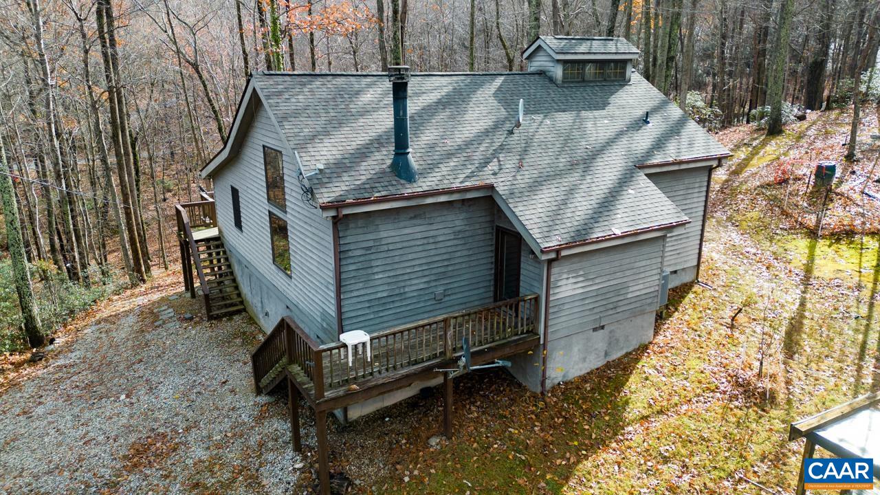 462 HORSESHOE MOUNTAIN RD