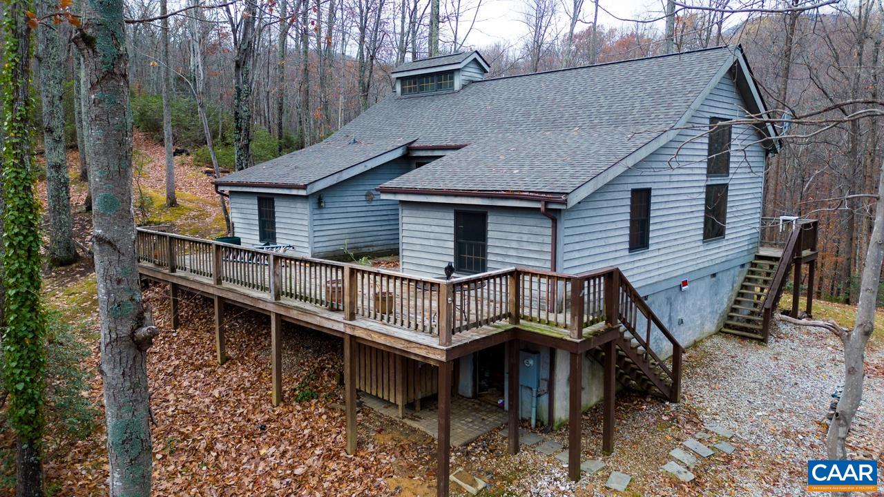462 HORSESHOE MOUNTAIN RD