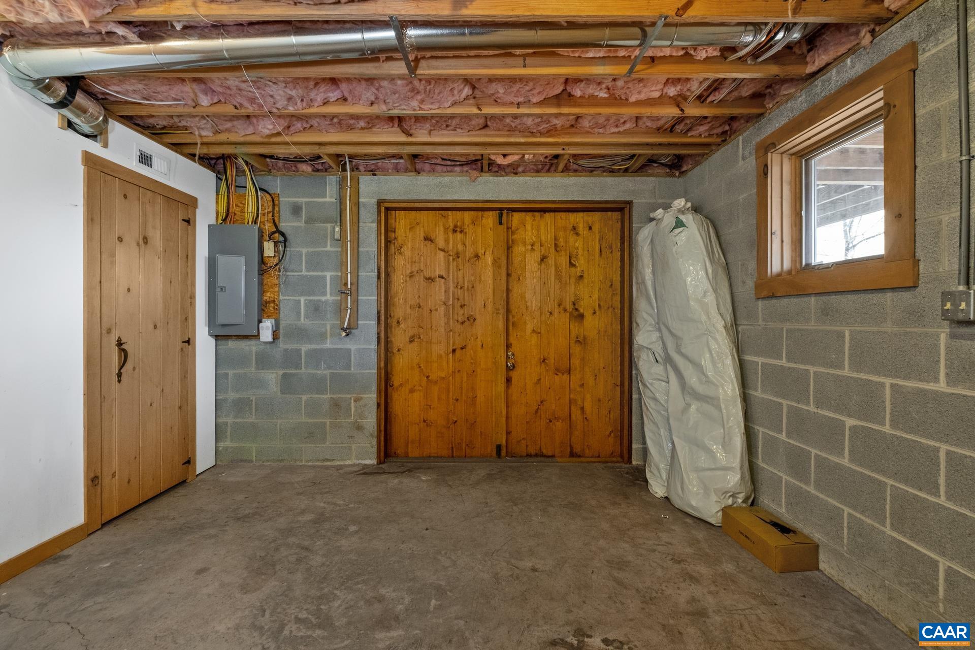 1677 OLD STONEY CREEK RD