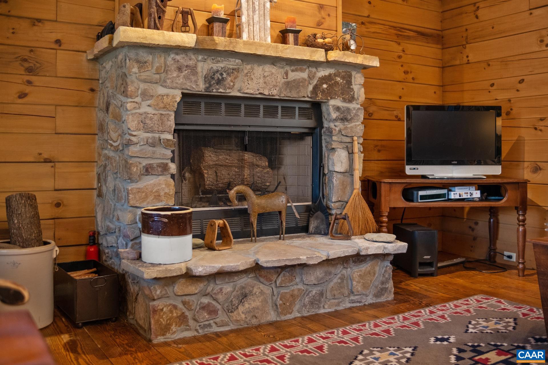 1677 OLD STONEY CREEK RD