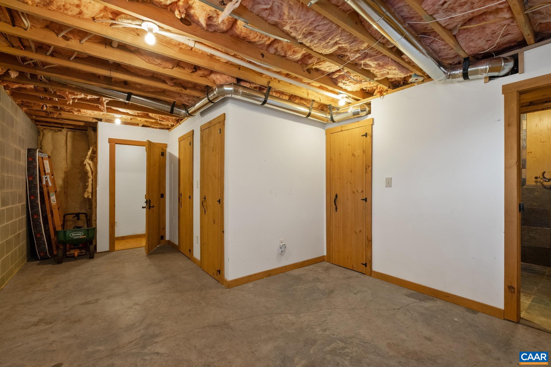 1677 OLD STONEY CREEK RD