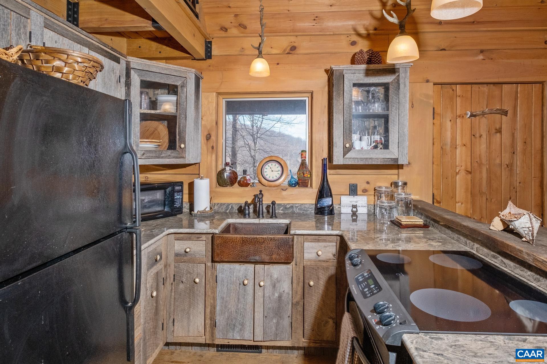 1677 OLD STONEY CREEK RD