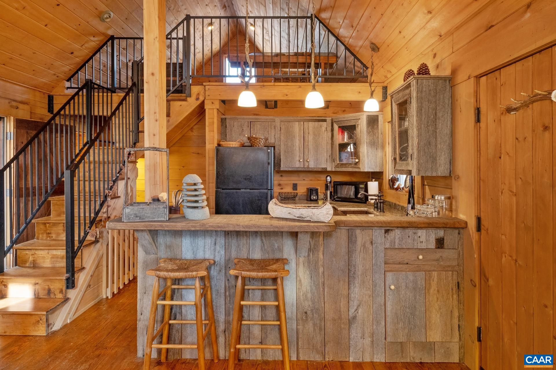 1677 OLD STONEY CREEK RD