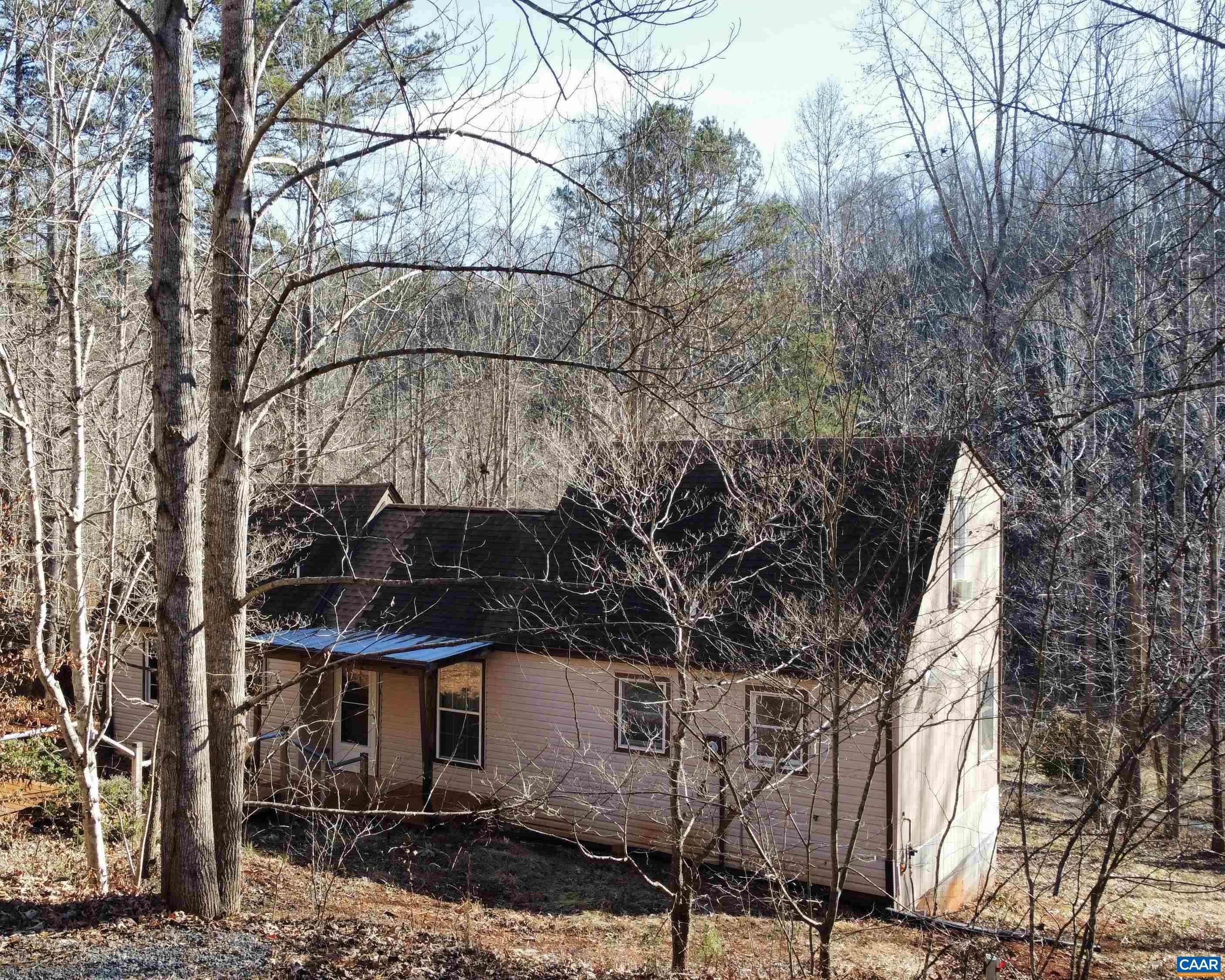 8873 ROCKFISH RIVER RD