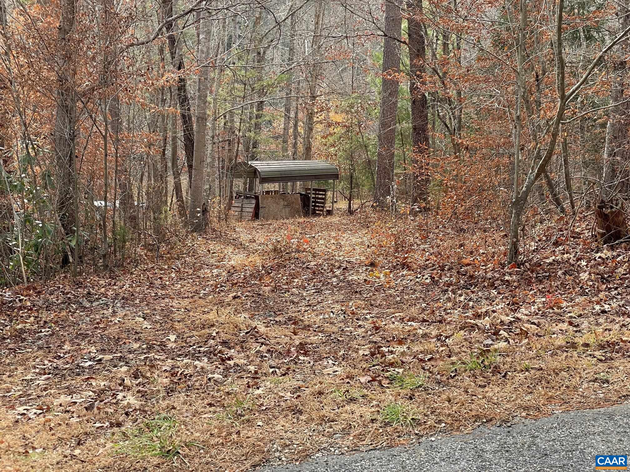 8873 ROCKFISH RIVER RD