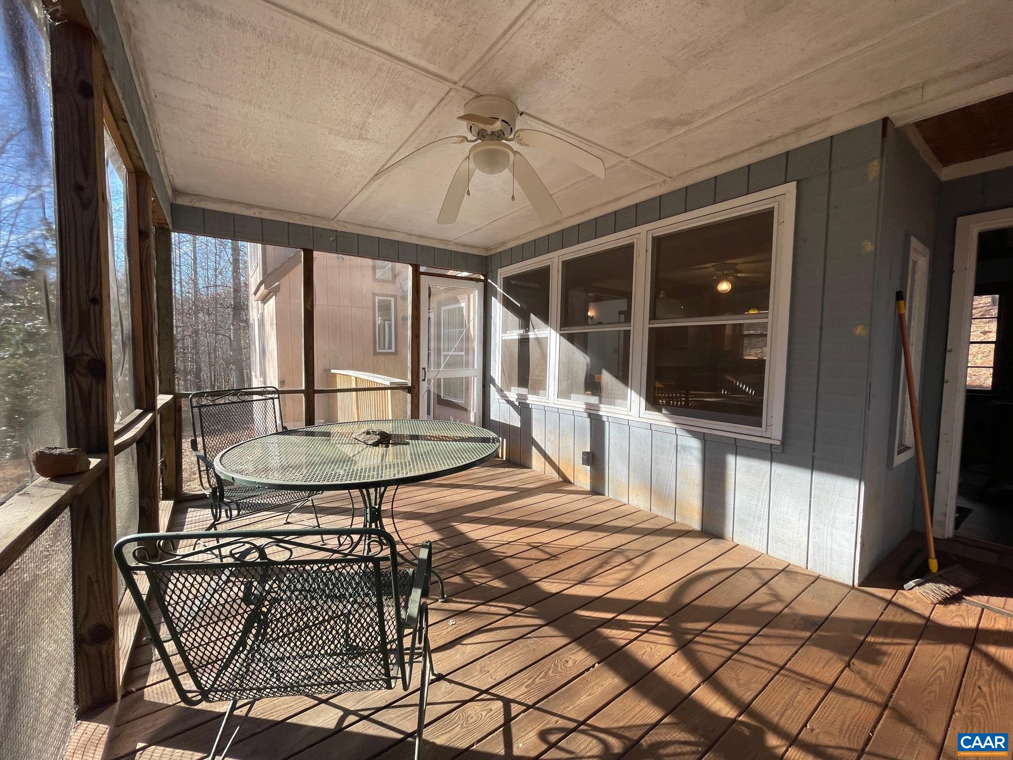 8873 ROCKFISH RIVER RD