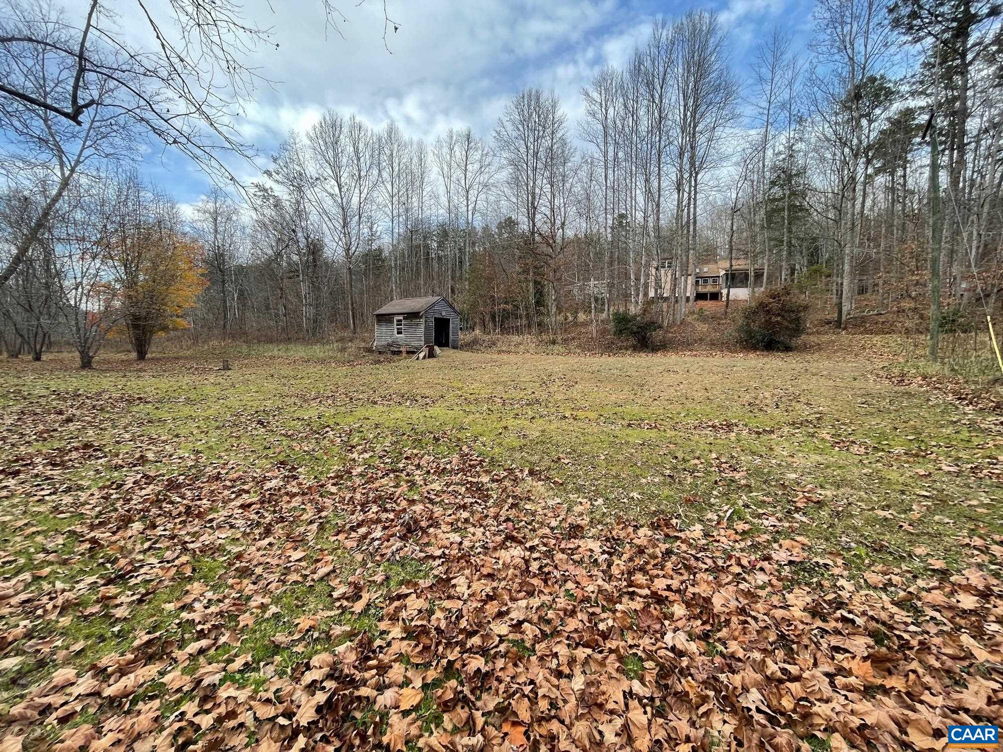 8873 ROCKFISH RIVER RD