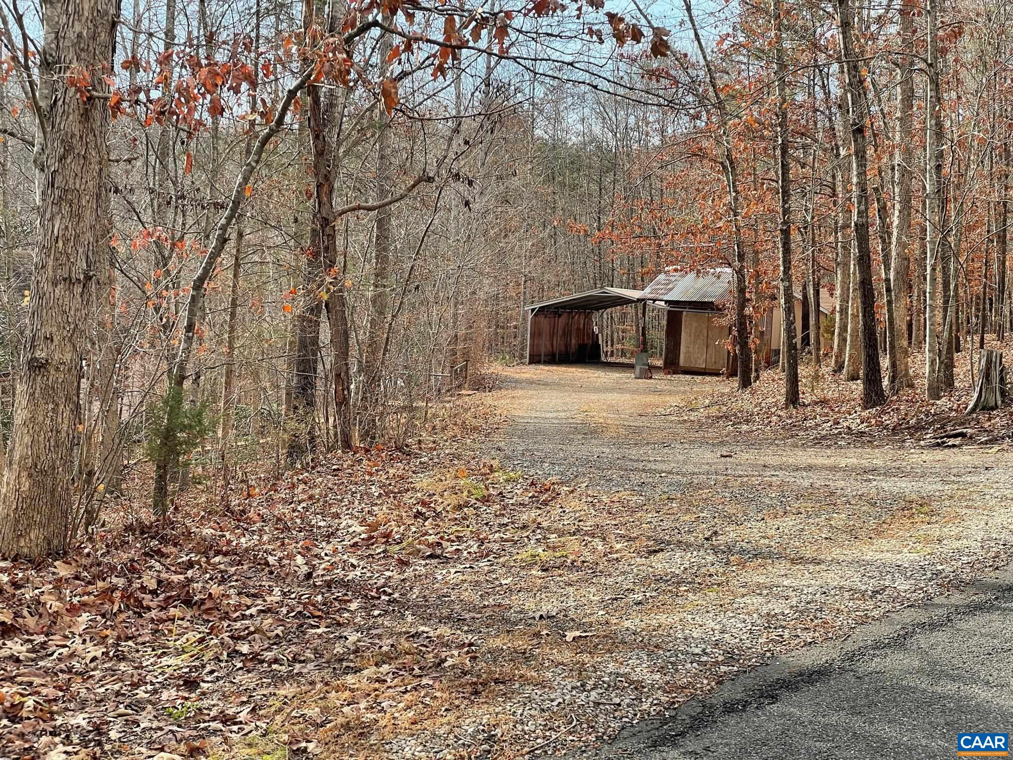 8873 ROCKFISH RIVER RD