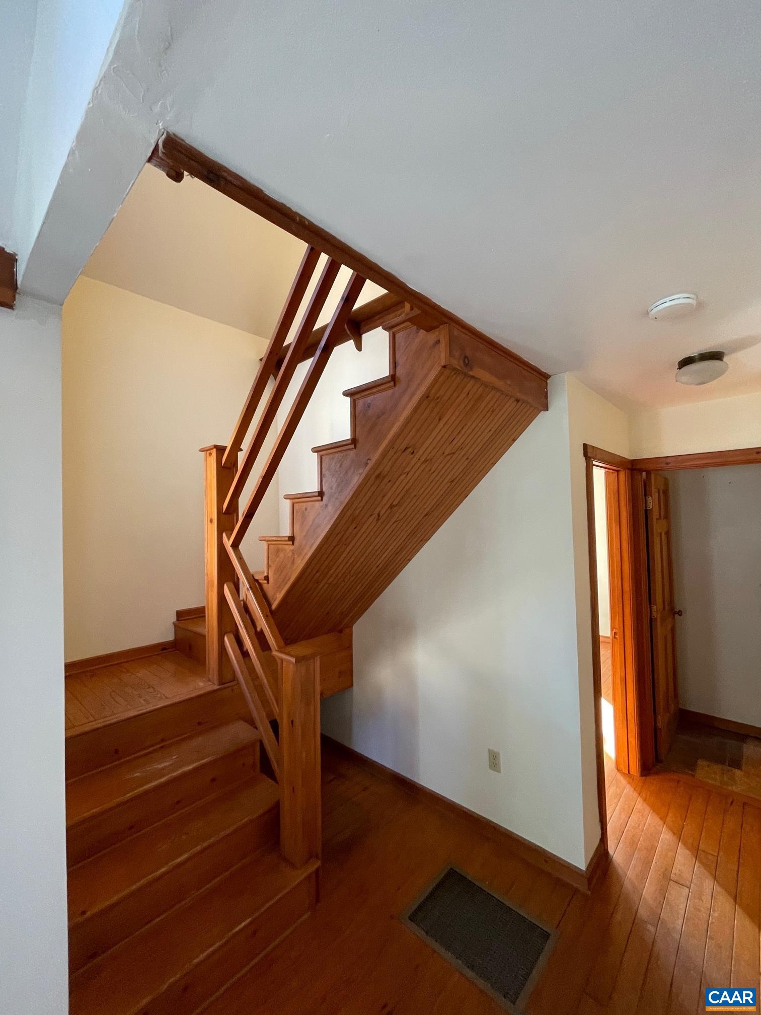 8873 ROCKFISH RIVER RD