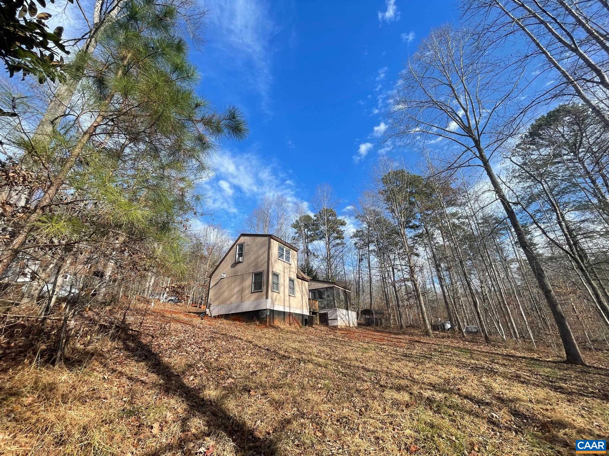 8873 ROCKFISH RIVER RD