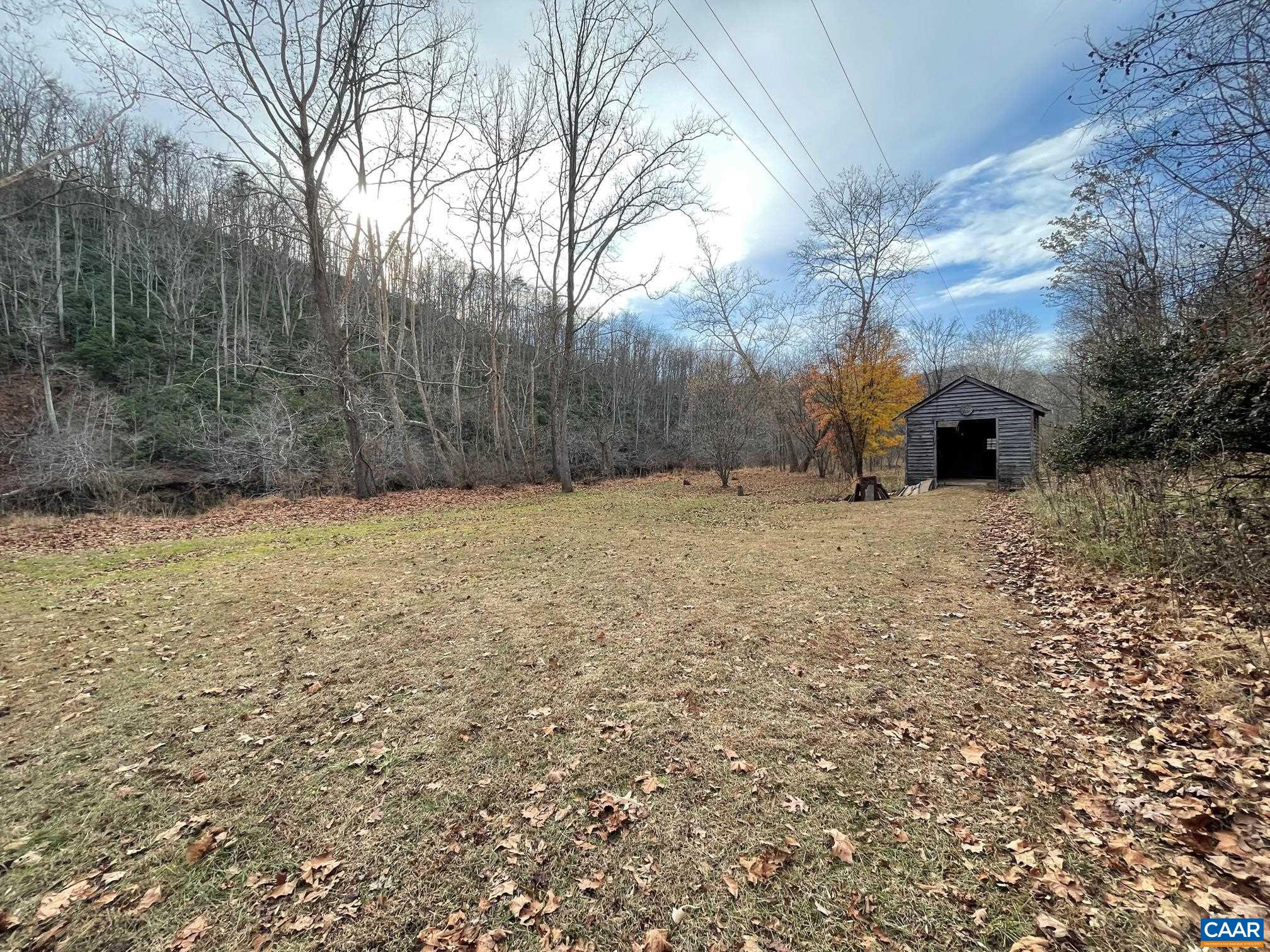 8873 ROCKFISH RIVER RD