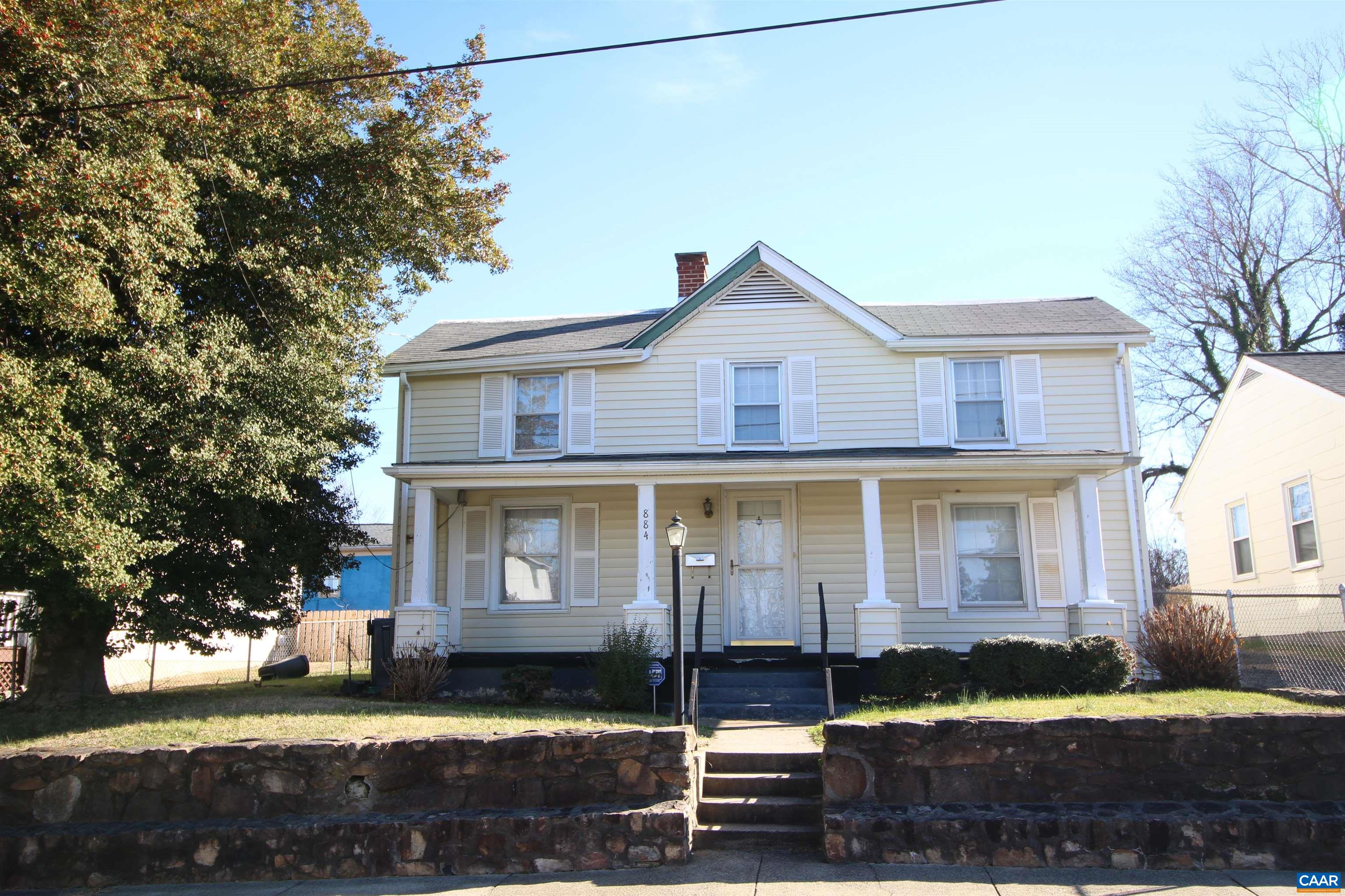 884 RIDGE ST
