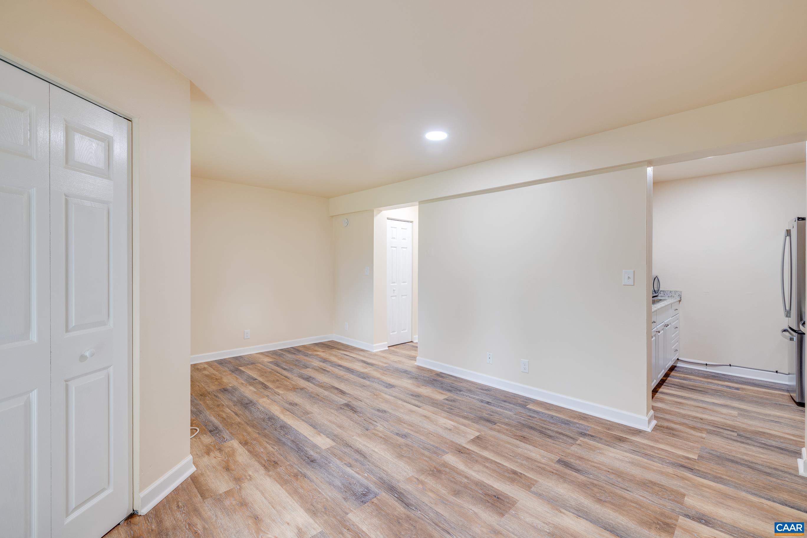 1243 CEDARS CT Unit: B-6