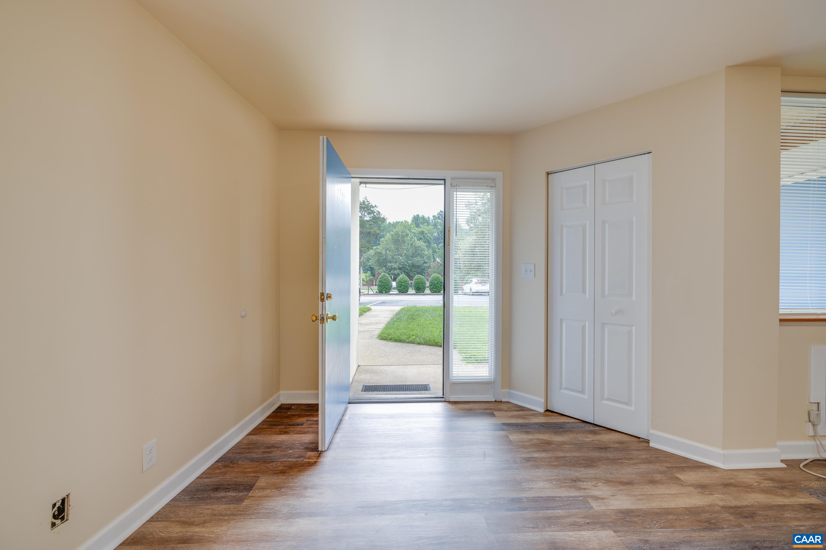 1243 CEDARS CT Unit: B-6