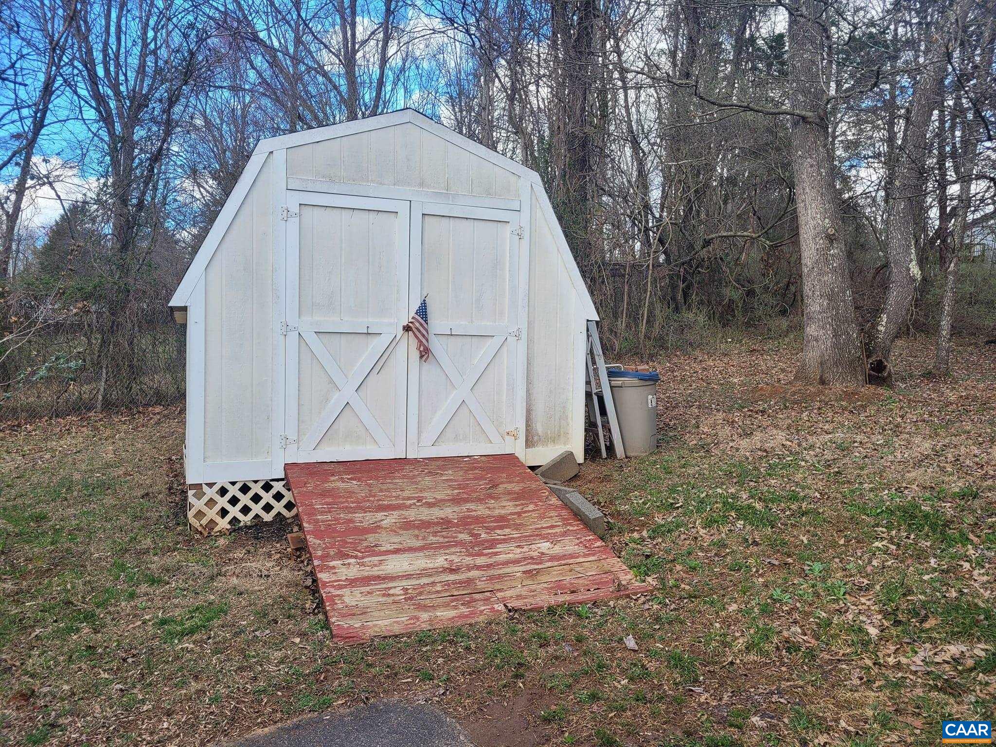 137 SNAPDRAGON RD