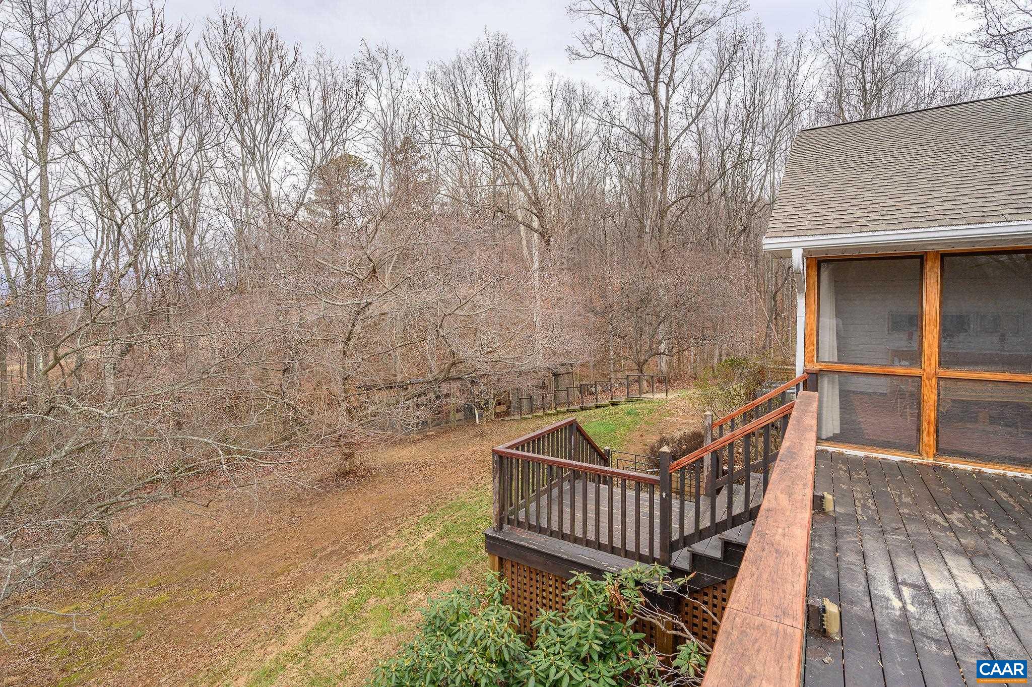 9165 DICK WOODS RD