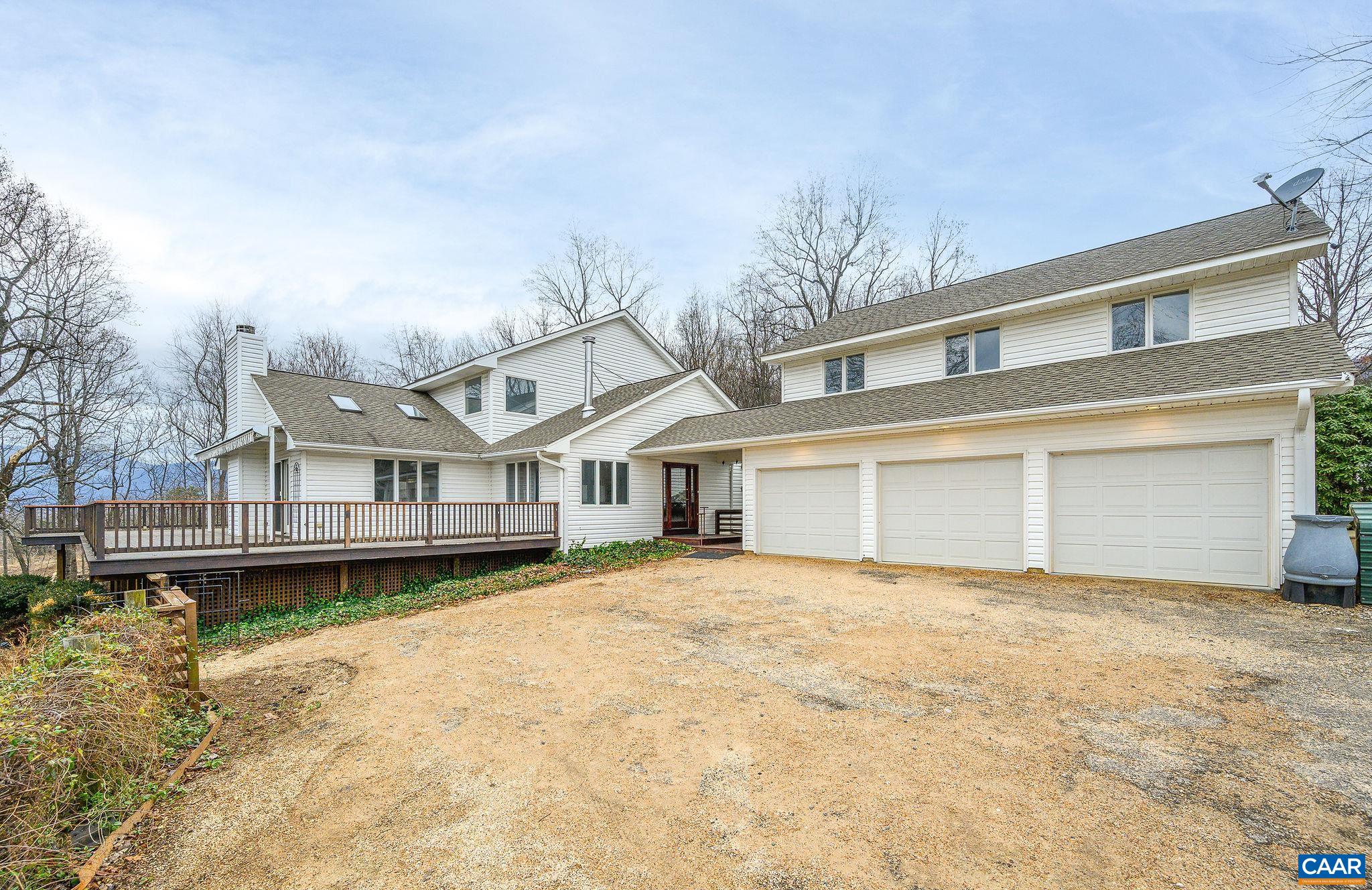 9165 DICK WOODS RD