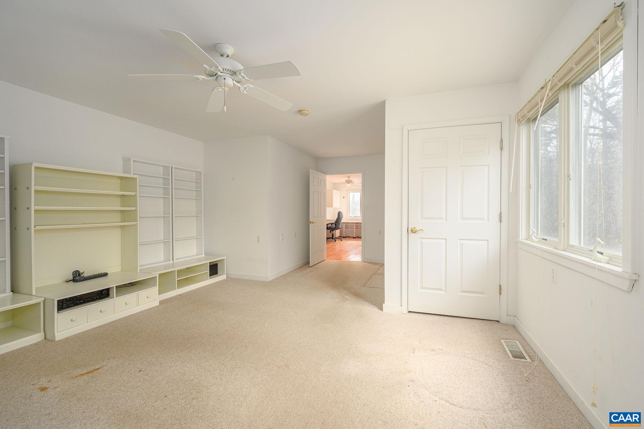 9165 DICK WOODS RD