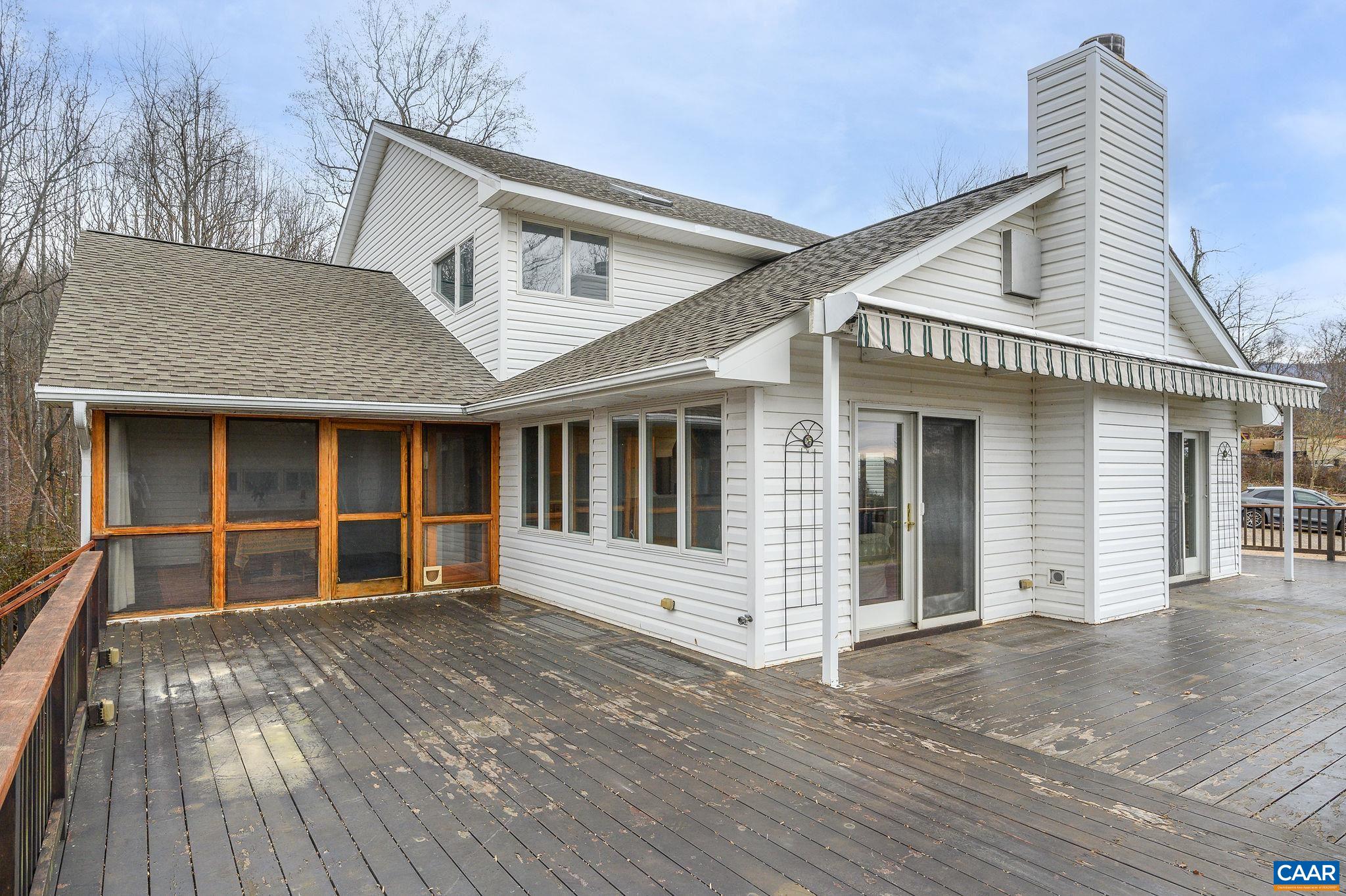 9165 DICK WOODS RD