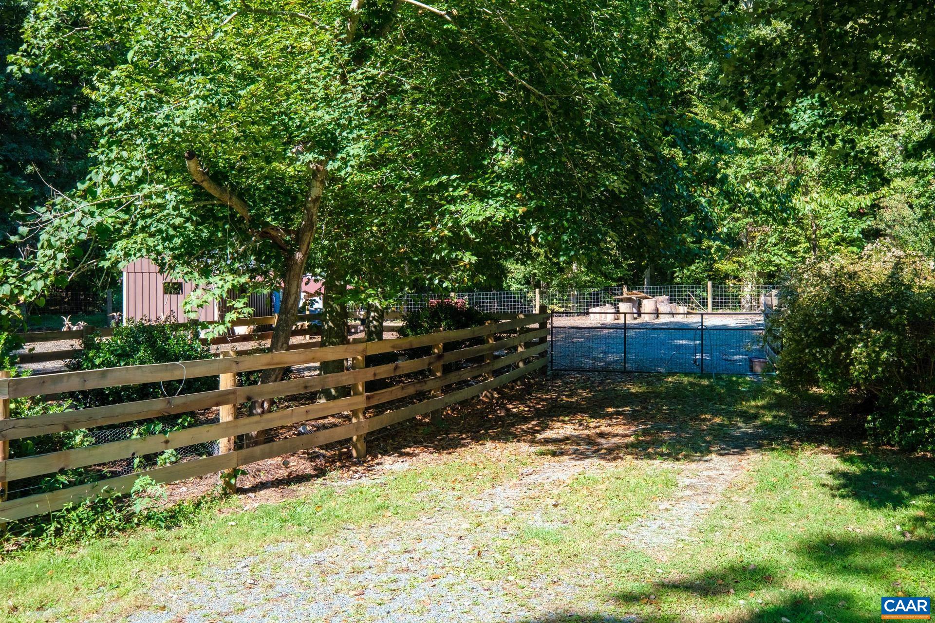 684 CAMPBELL RD