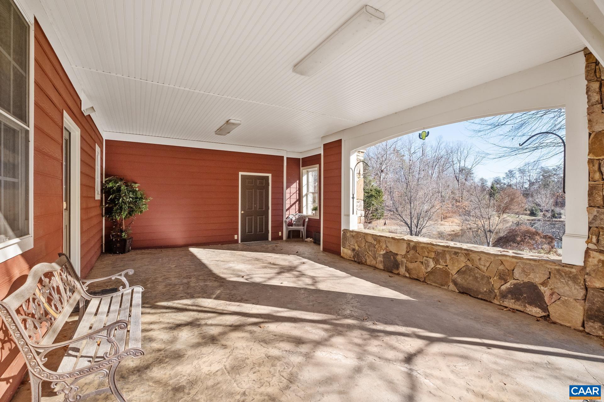 684 CAMPBELL RD