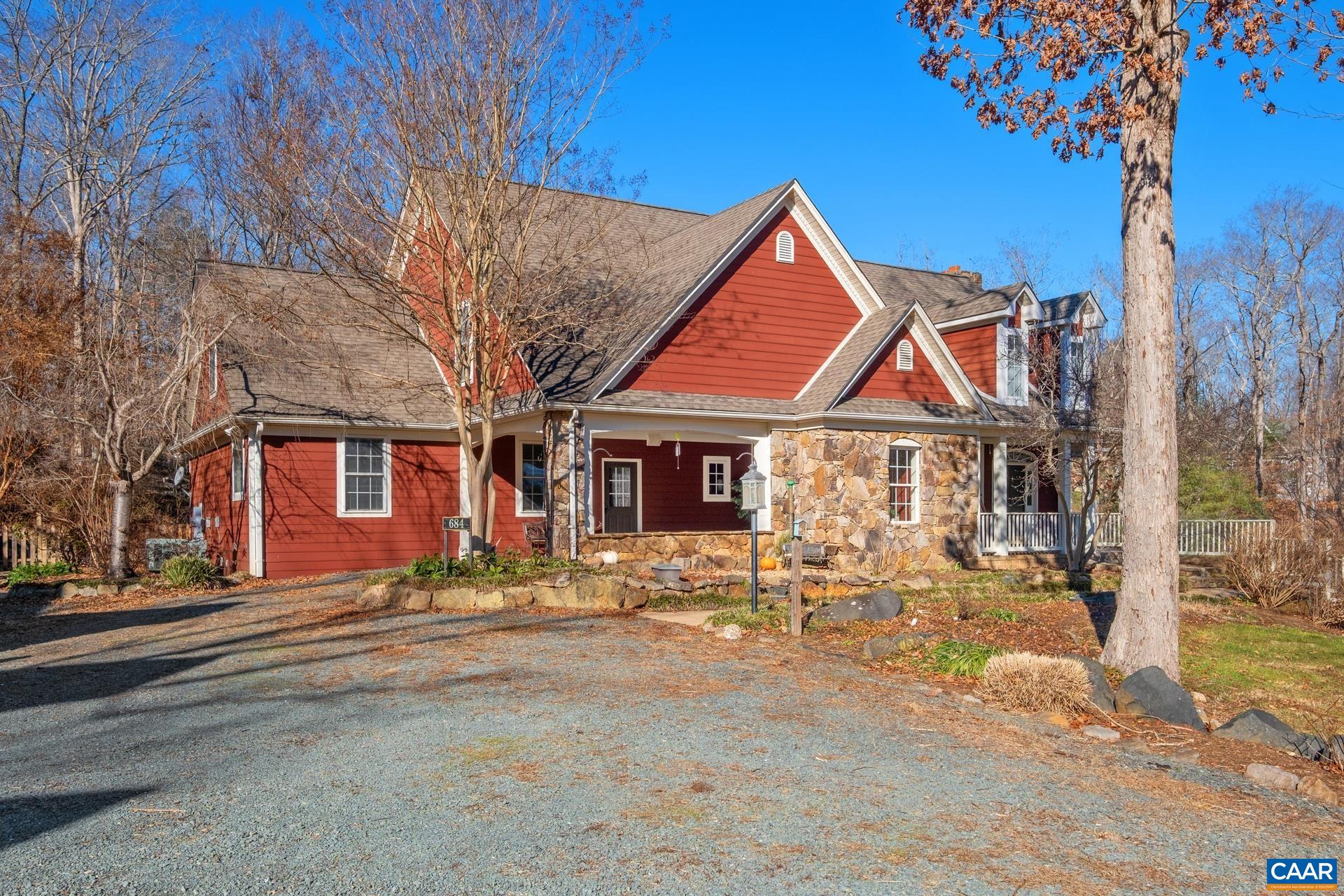 684 CAMPBELL RD