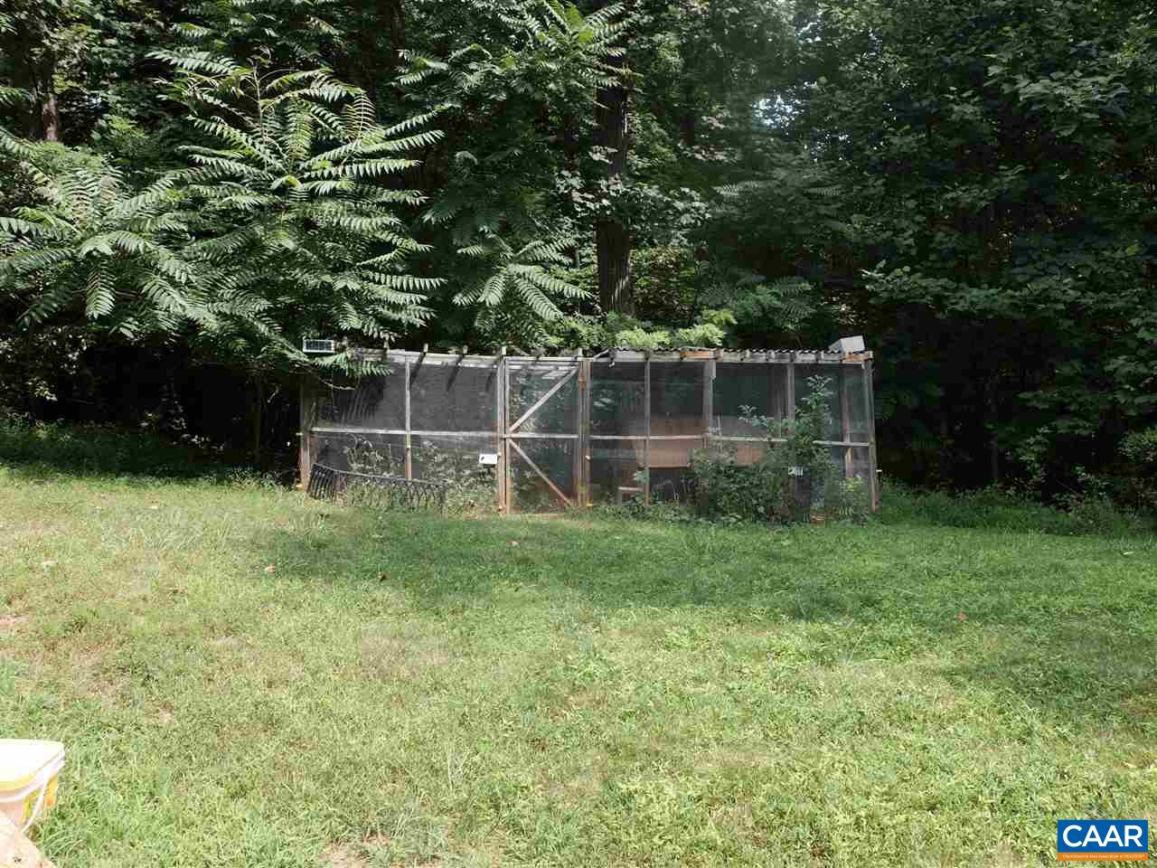 3520 MONTGOMERY LN