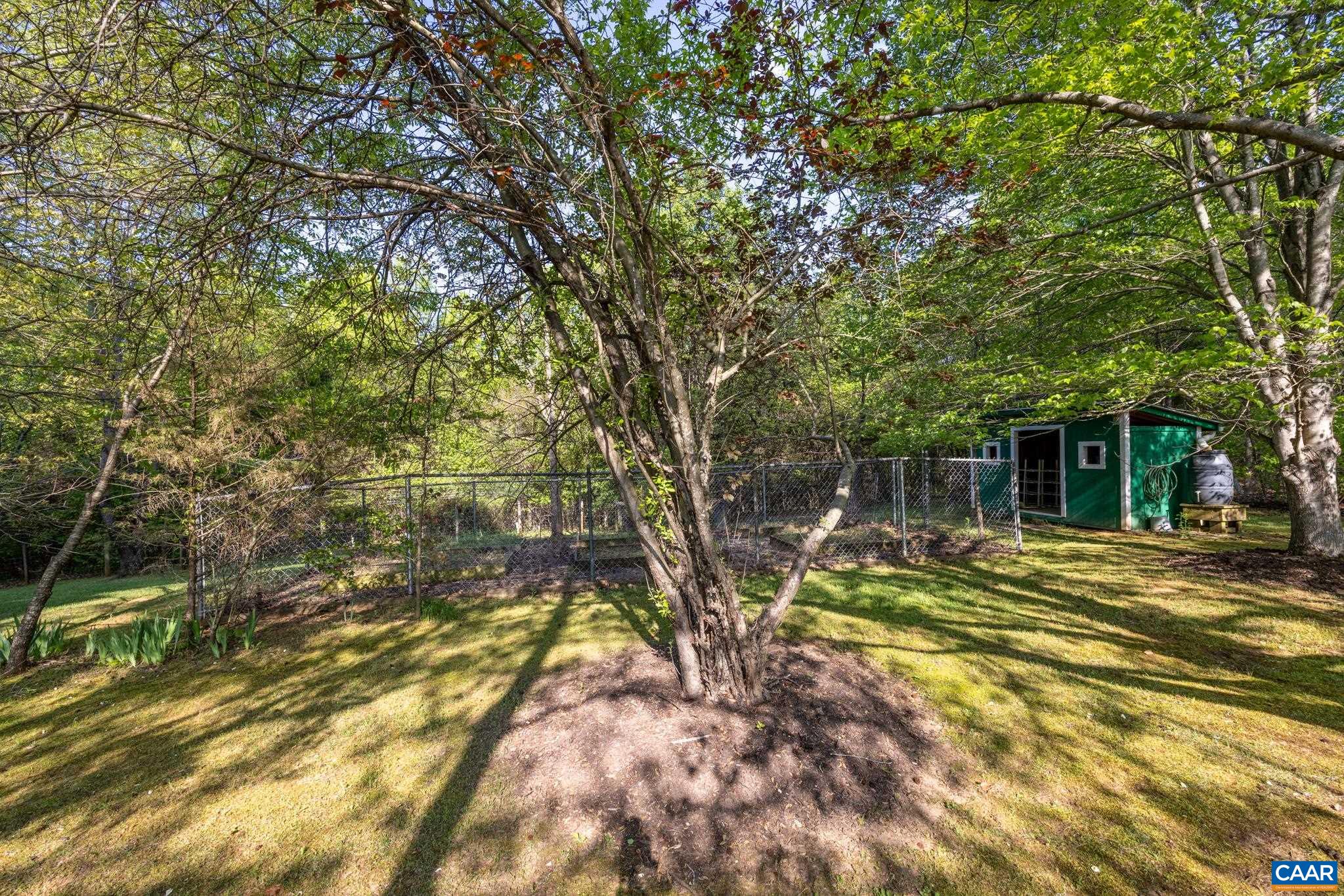 577 ADVANCE MILLS RD