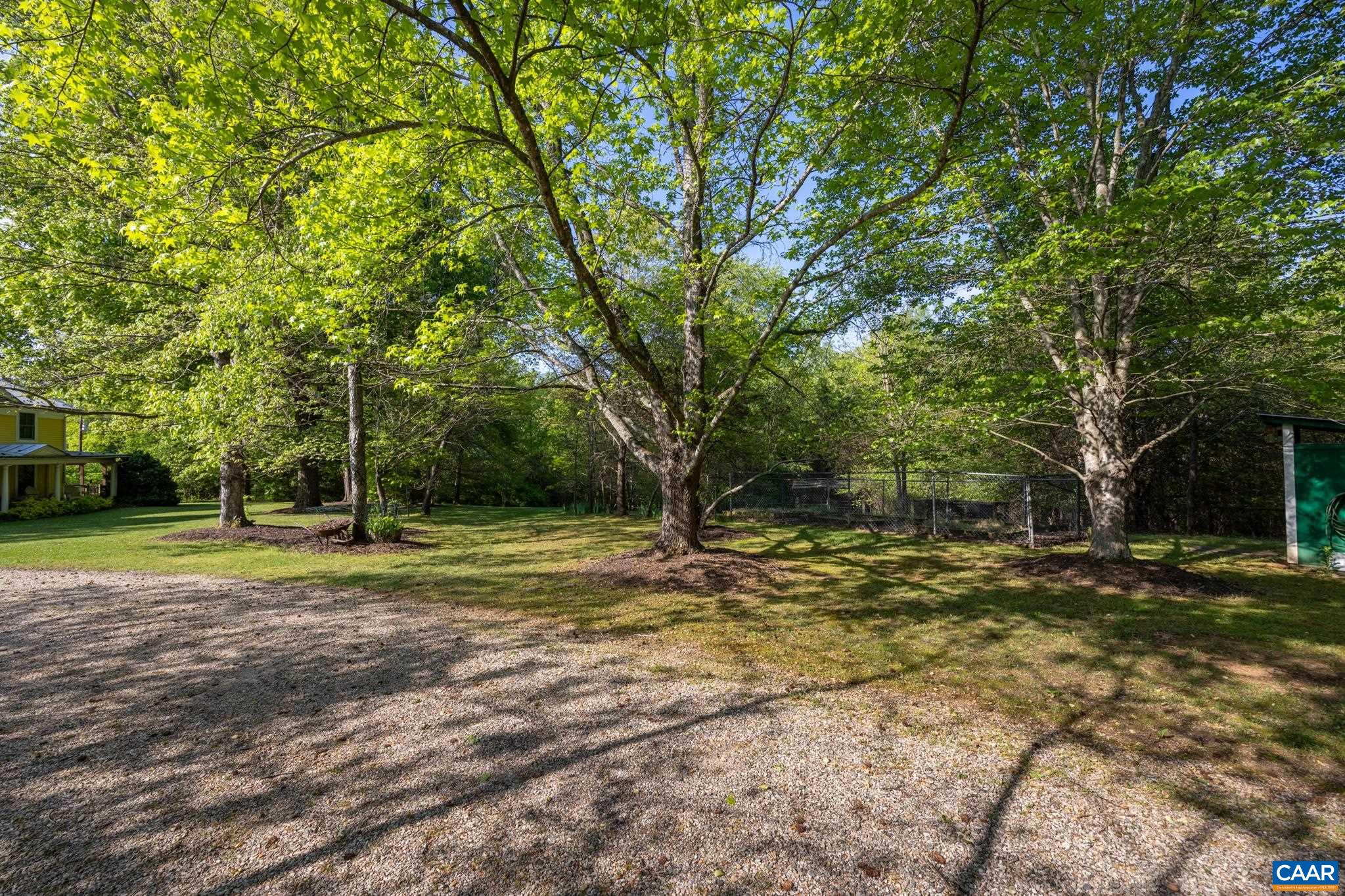 577 ADVANCE MILLS RD