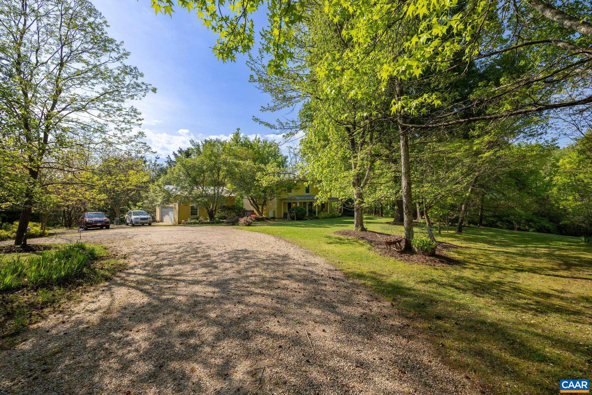 577 ADVANCE MILLS RD