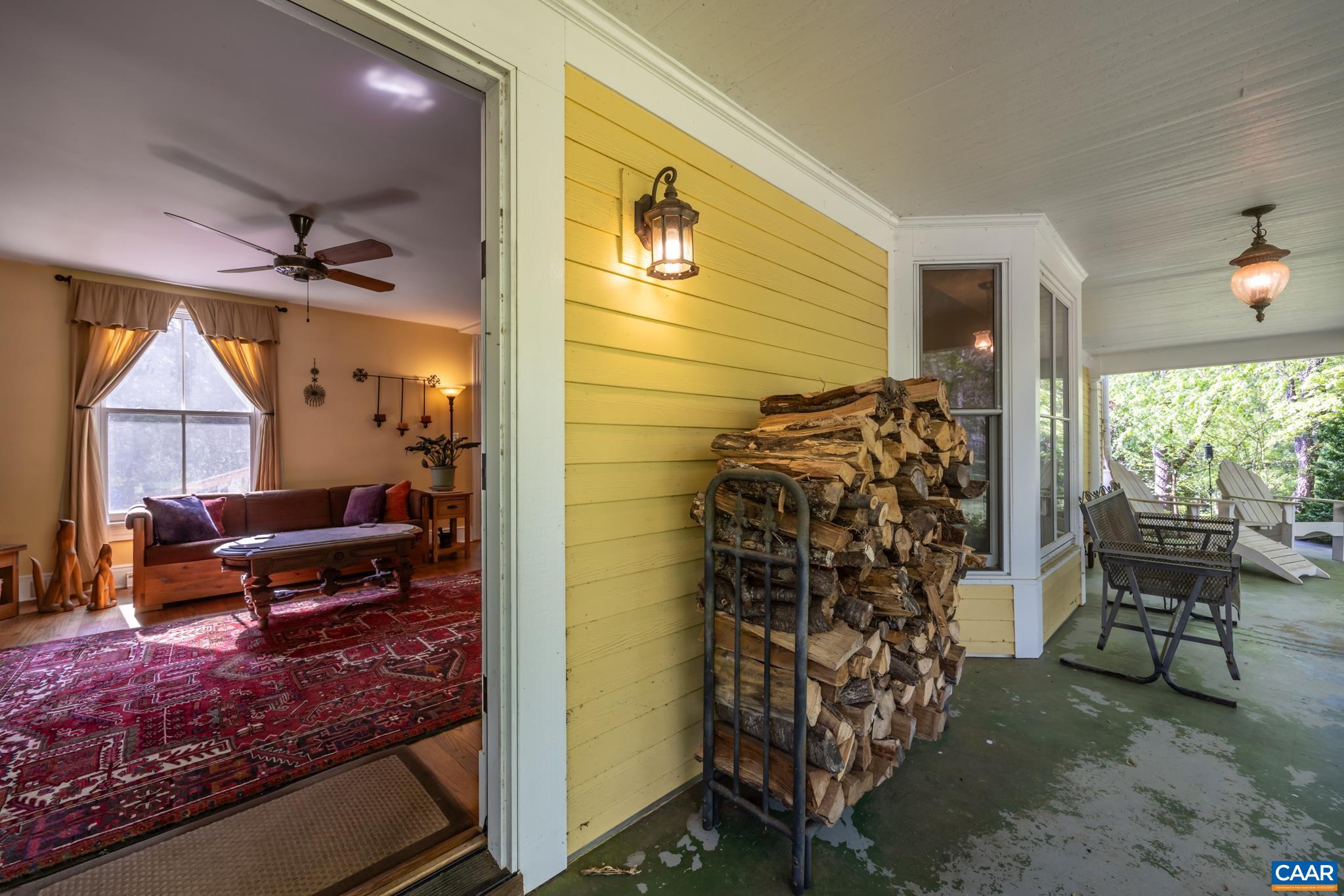 577 ADVANCE MILLS RD