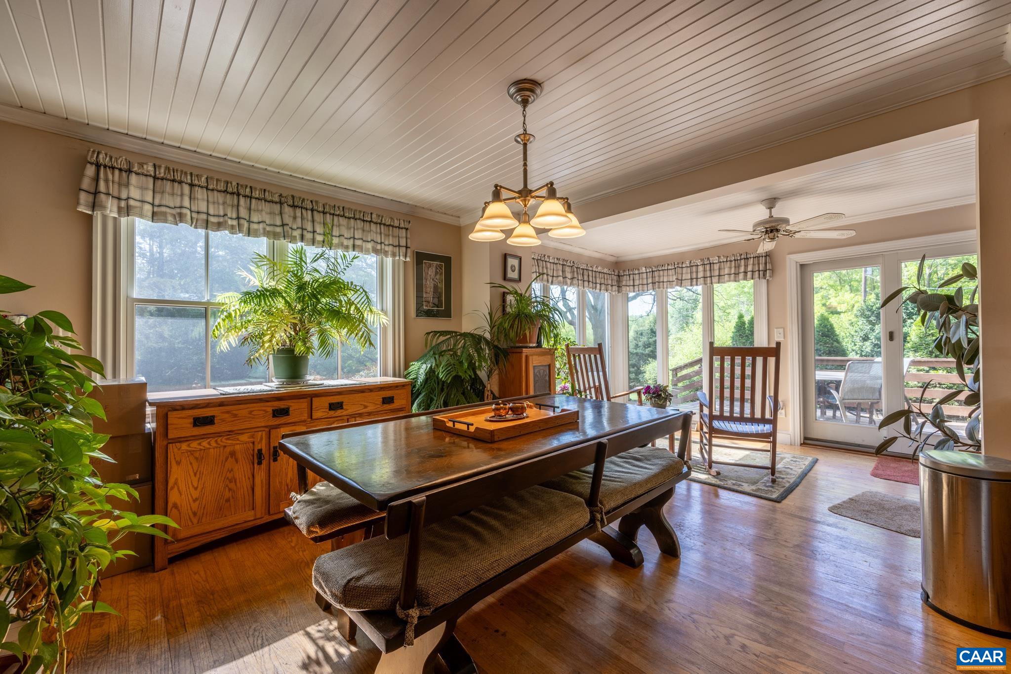 577 ADVANCE MILLS RD