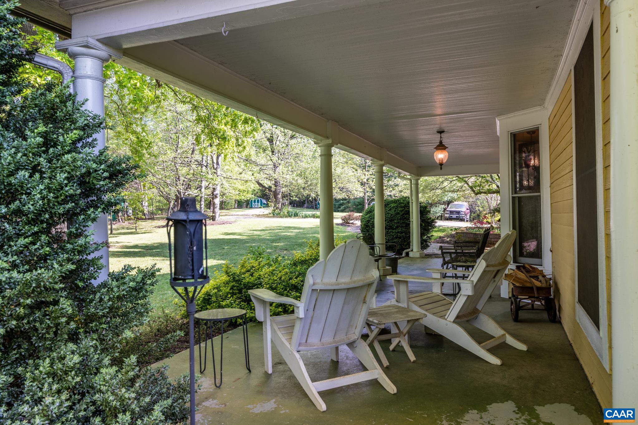 577 ADVANCE MILLS RD