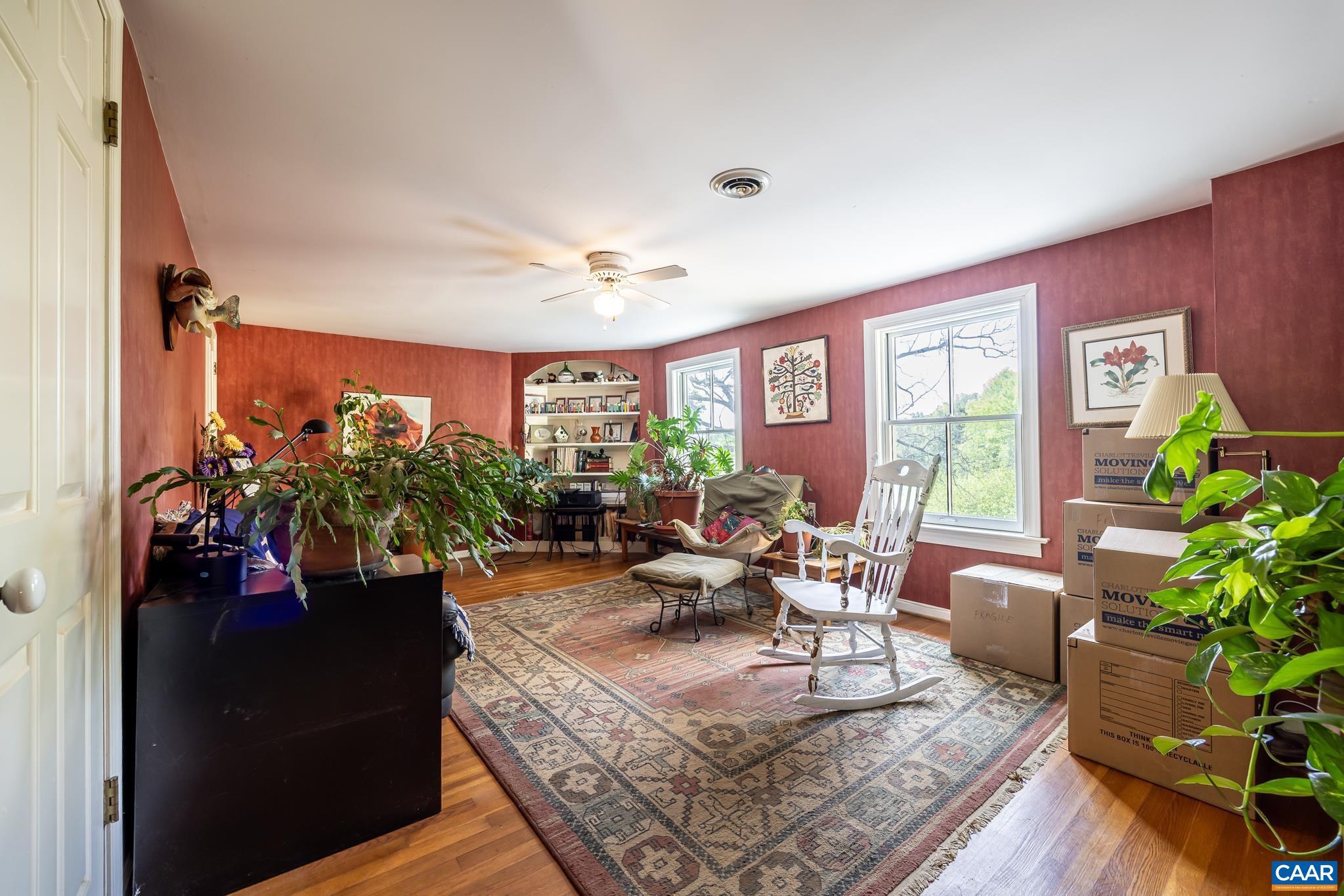 577 ADVANCE MILLS RD