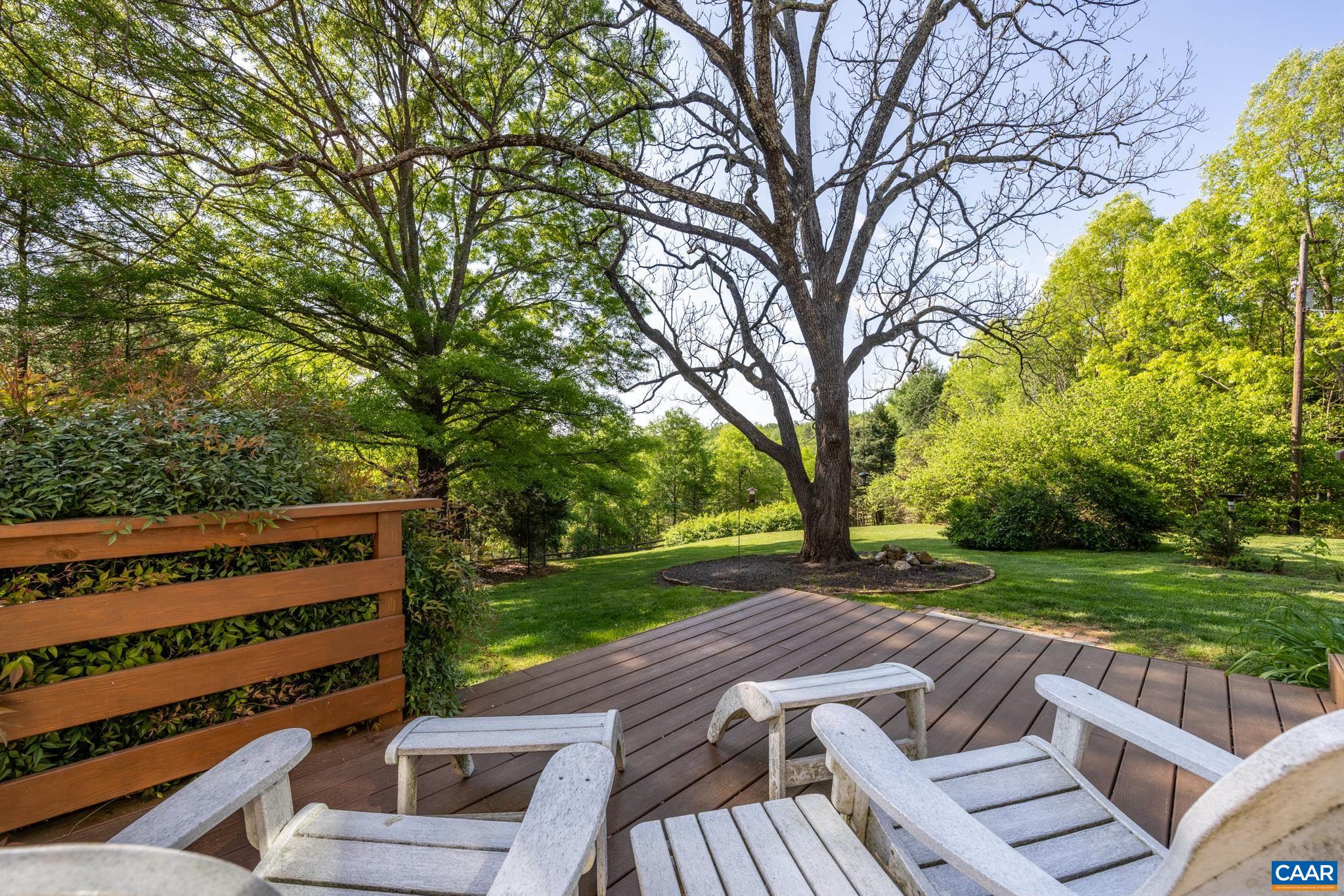 577 ADVANCE MILLS RD